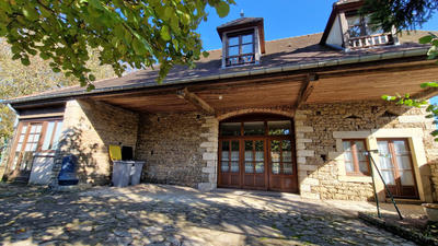 Maison ancienne - 201 m² - 7 pièces