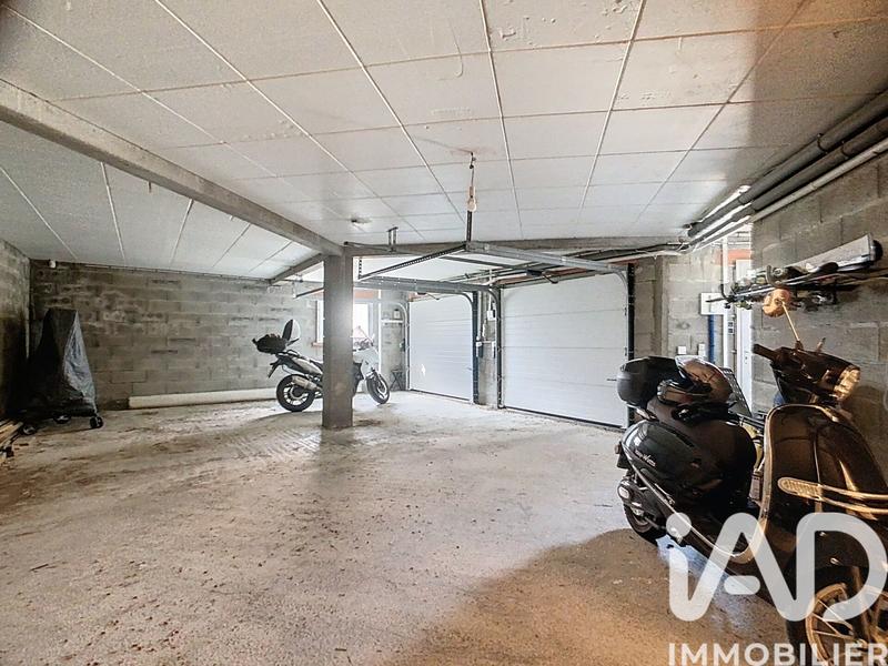 Maison - 224 m² - 7 pièces