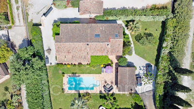 Maison - 162 m² - 7 pièces