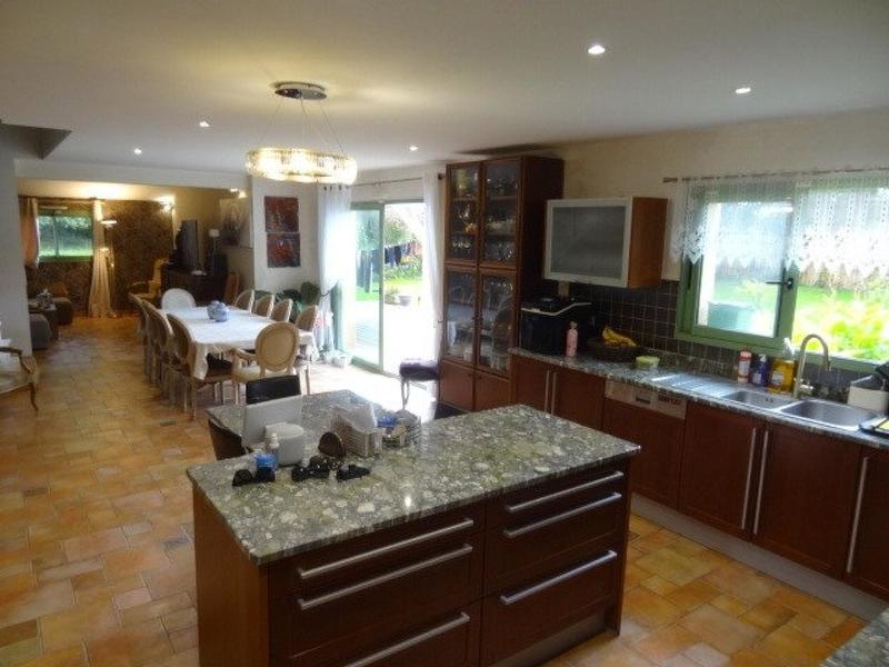 Maison - 190 m² - 6 pièces