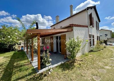 Maison - 147 m² - 6 pièces