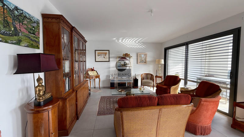 Appartement - 81 m² - 4 pièces