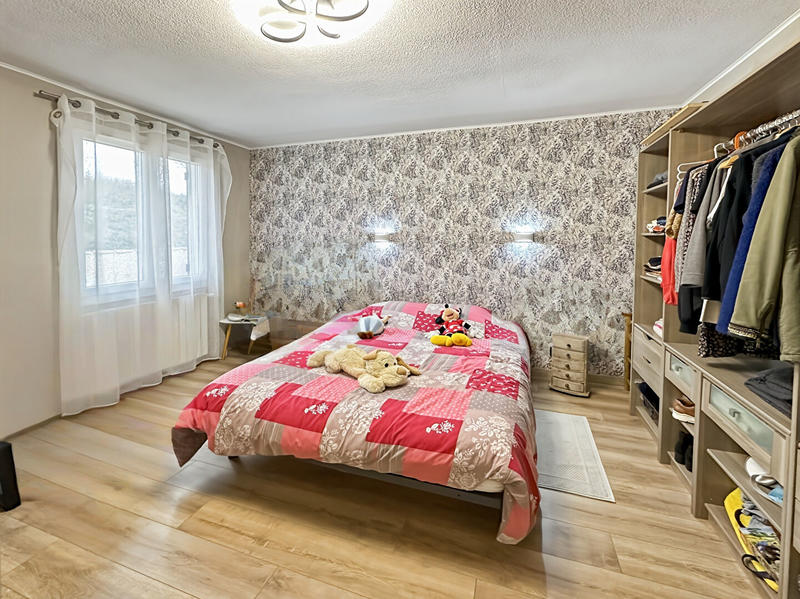 Maison - 153 m² - 6 pièces