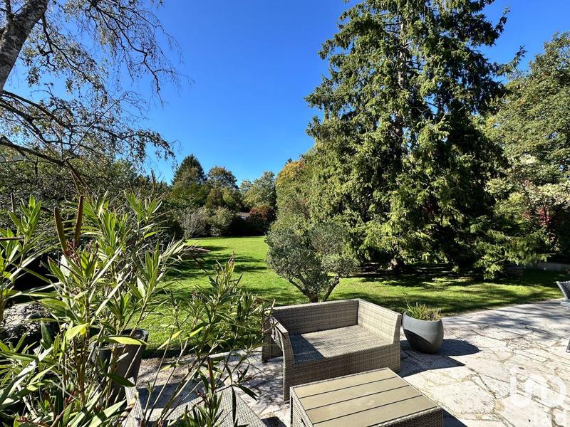 Maison - 195 m² - 7 pièces