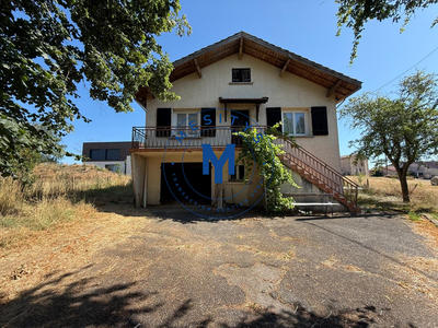 Maison - 122 m² - 5 pièces