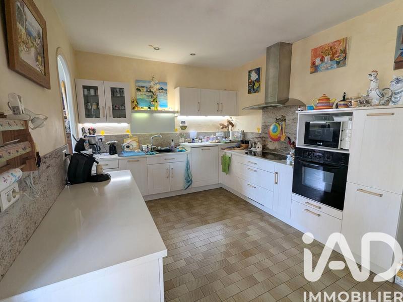 Maison - 192 m² - 5 pièces