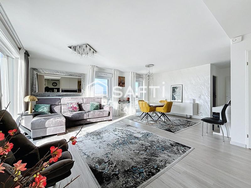 Appartement - 100 m² - 6 pièces