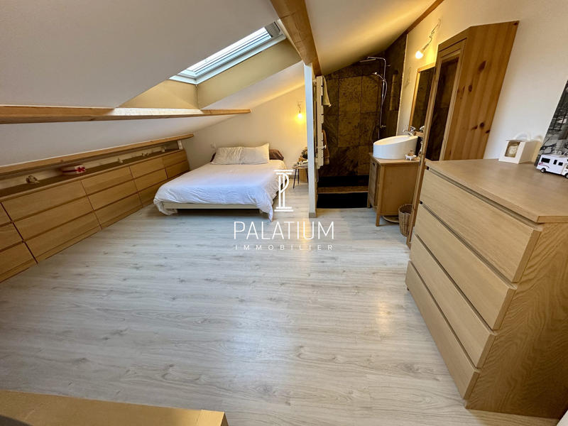 Duplex - 115 m² - 7 pièces