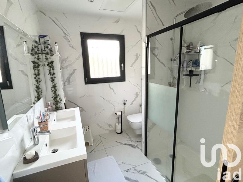 Maison - 198 m² - 6 pièces