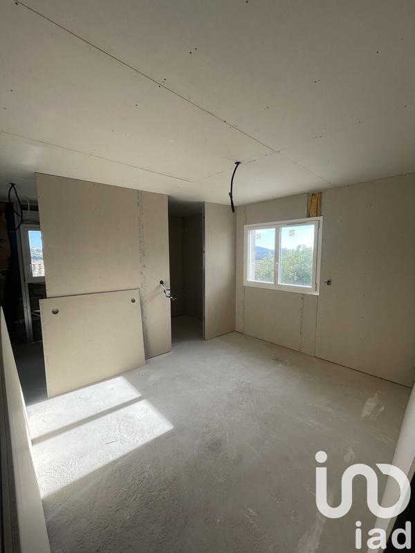 Maison - 113 m² - 4 pièces