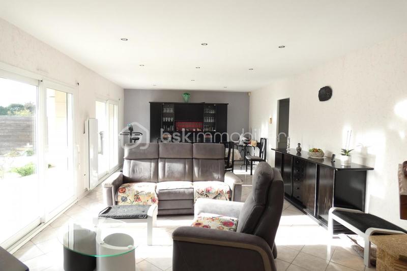 Maison traditionnelle - 120 m² - 6 pièces