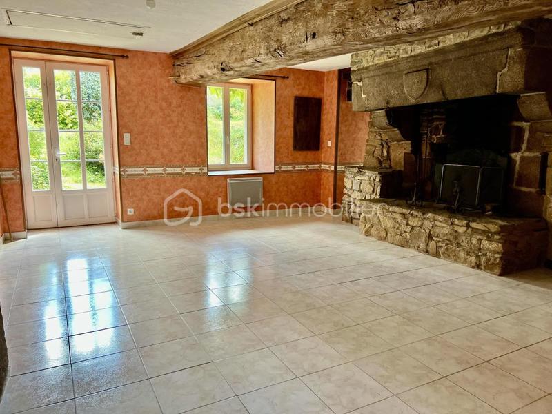 Maison en pierre - 114 m² - 5 pièces