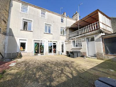 Maison - 139 m² - 5 pièces