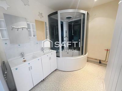 Maison de ville - 176 m² - 8 pièces