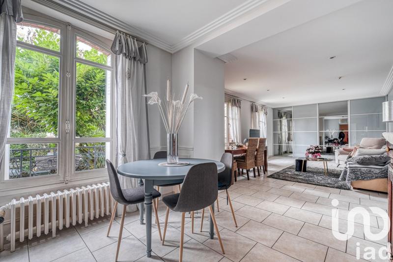 Maison - 176 m² - 7 pièces