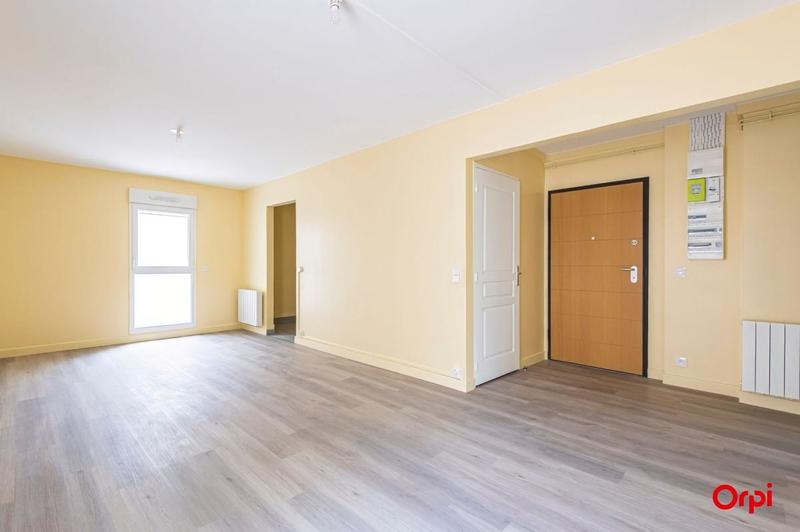 Appartement - 84 m² - 4 pièces