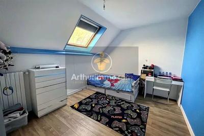 Maison - 160 m² - 8 pièces