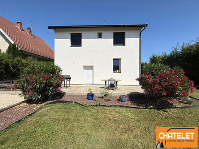 Maison - 81 m² - 4 pièces