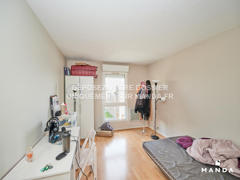 Chambre - 14 m² - 4 pièces