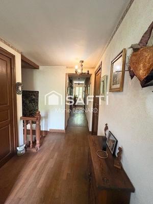 Maison - 193 m² - 7 pièces