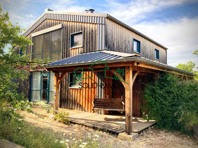 Maison - 192 m² - 6 pièces