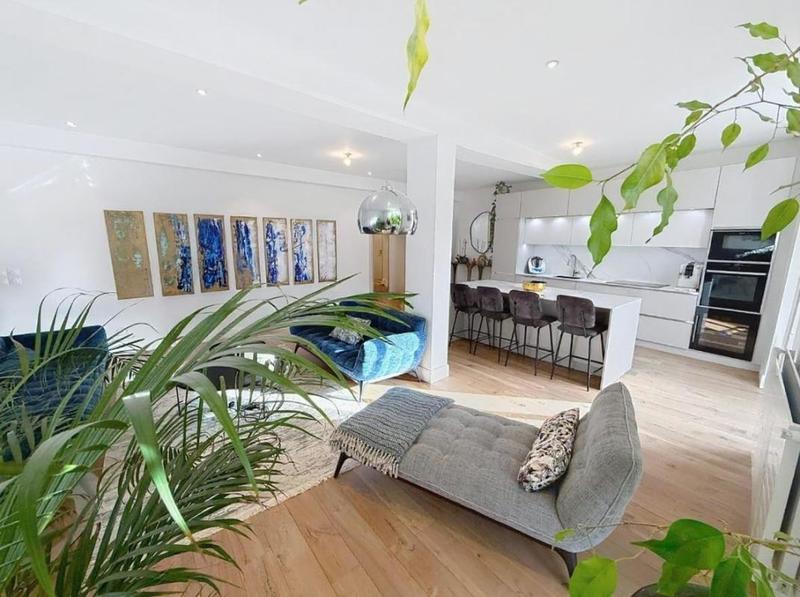 Appartement - 150 m² - 5 pièces