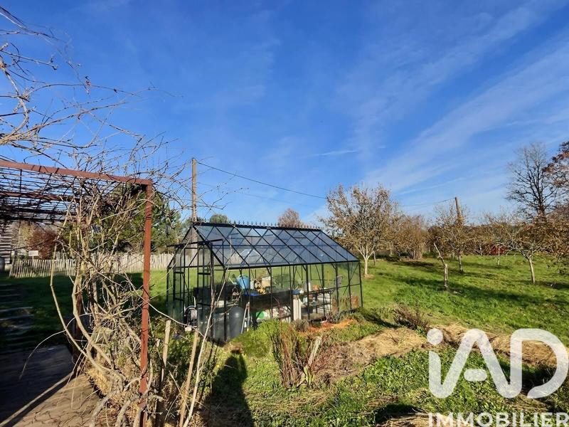 Maison - 299 m² - 15 pièces