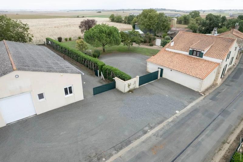 Maison de campagne - 161 m² - 7 pièces