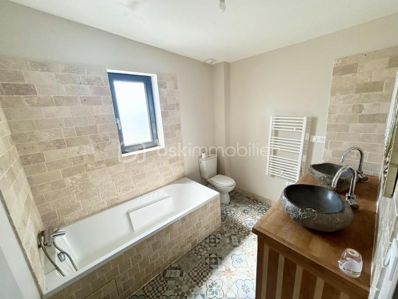 Maison - 122 m² - 7 pièces