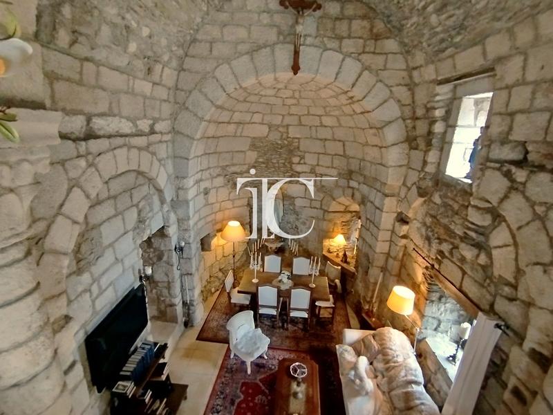 Maison en pierre - 116 m² - 5 pièces