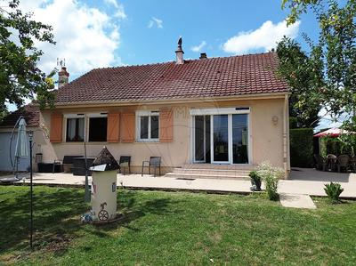 Maison - 83 m² - 4 pièces