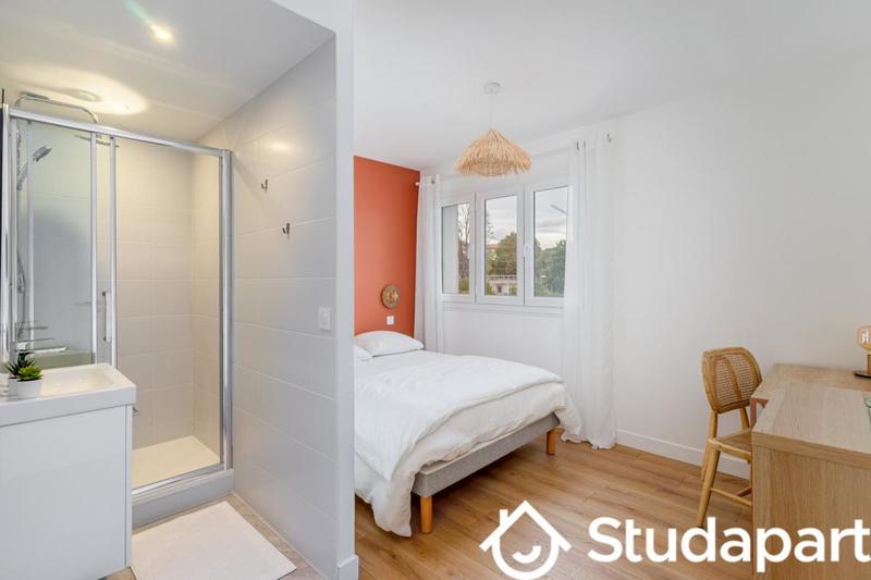 Chambre - 9 m² - 1 pièce