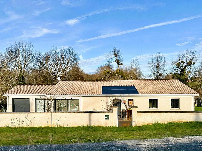 Maison - 160 m² - 5 pièces