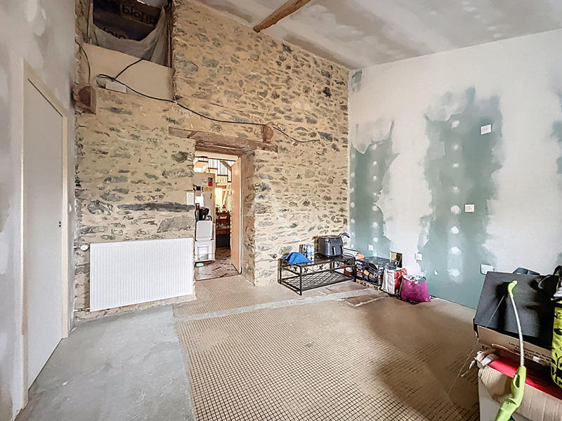 Maison - 181 m² - 5 pièces