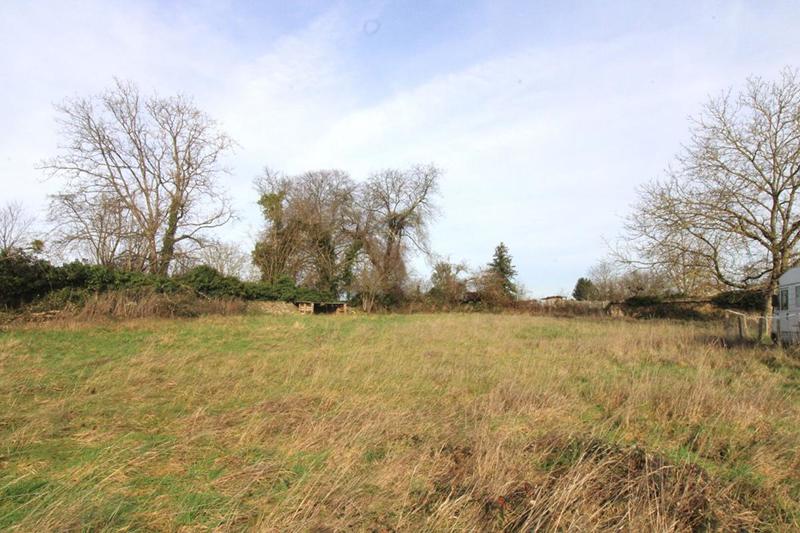 Terrain constructible - 958 m²