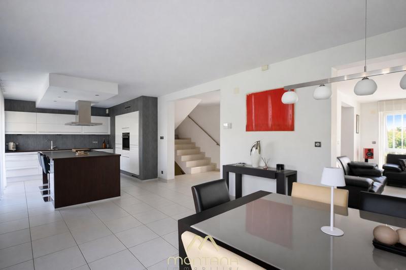 Maison contemporaine - 156 m² - 6 pièces