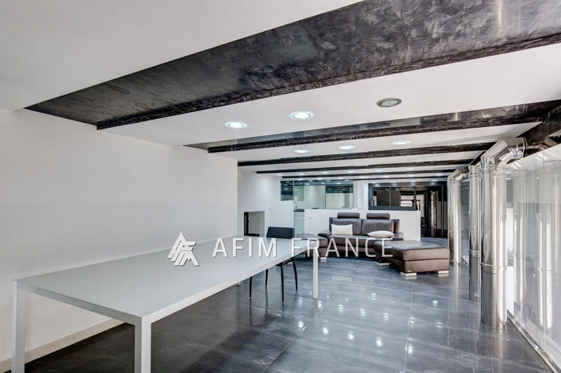 Appartement - 175 m² - 5 pièces