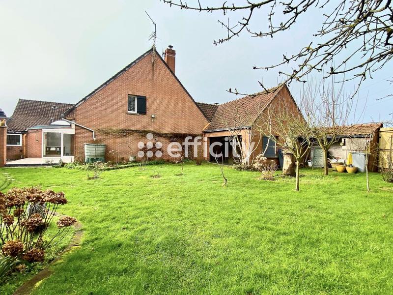 Maison - 210 m² - 11 pièces