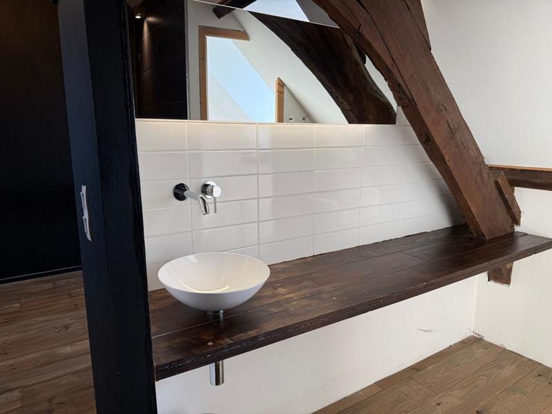 Maison - 240 m² - 7 pièces