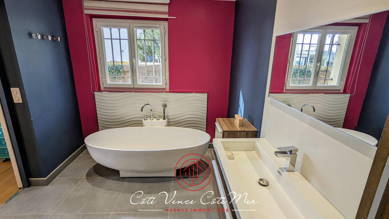 Maison - 168 m² - 6 pièces