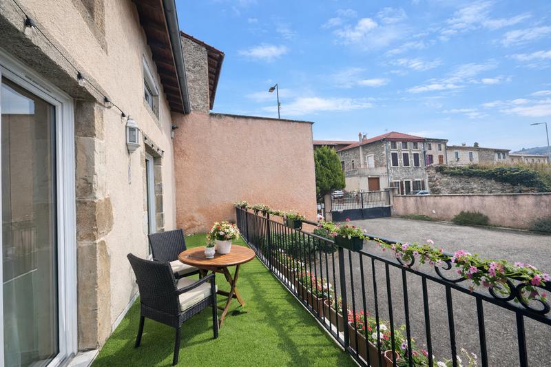 Maison - 209 m² - 7 pièces