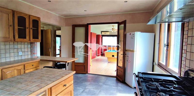 Maison - 174 m² - 4 pièces