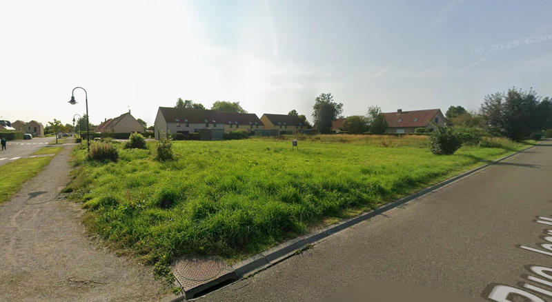 Terrain constructible - 1 150 m²