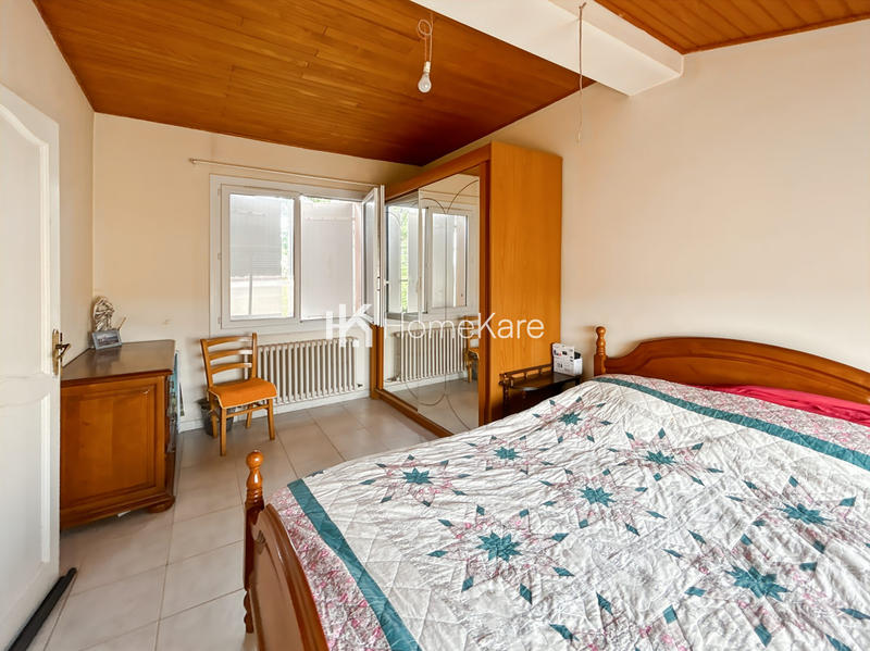 Maison - 200 m² - 8 pièces