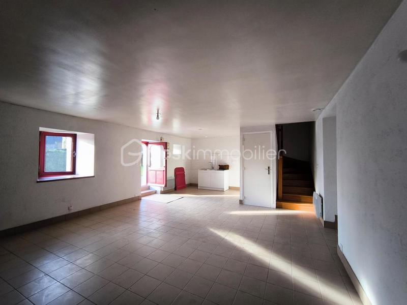 Maison en pierre - 98 m² - 4 pièces