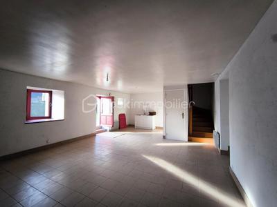 Maison en pierre - 98 m² - 4 pièces