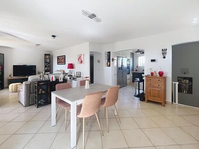 Appartement - 92 m² - 4 pièces