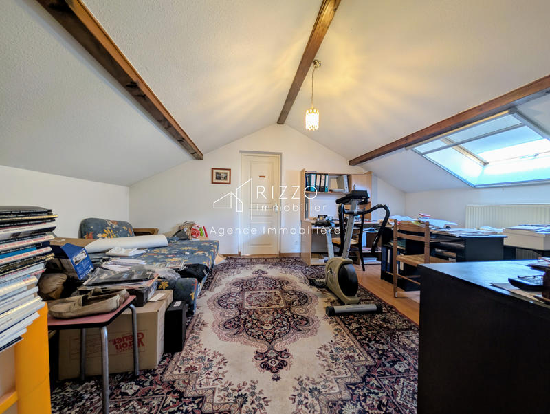 Maison - 165 m² - 6 pièces