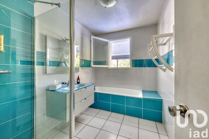 Maison - 176 m² - 7 pièces