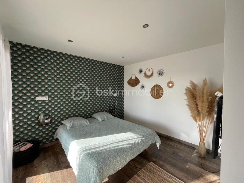 Maison - 137 m² - 5 pièces